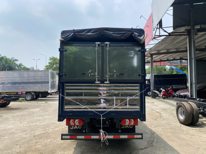 JAC H250E5 Thùng Bạt 3.8m, 2.5 Tấn | Trả Góp 75%
