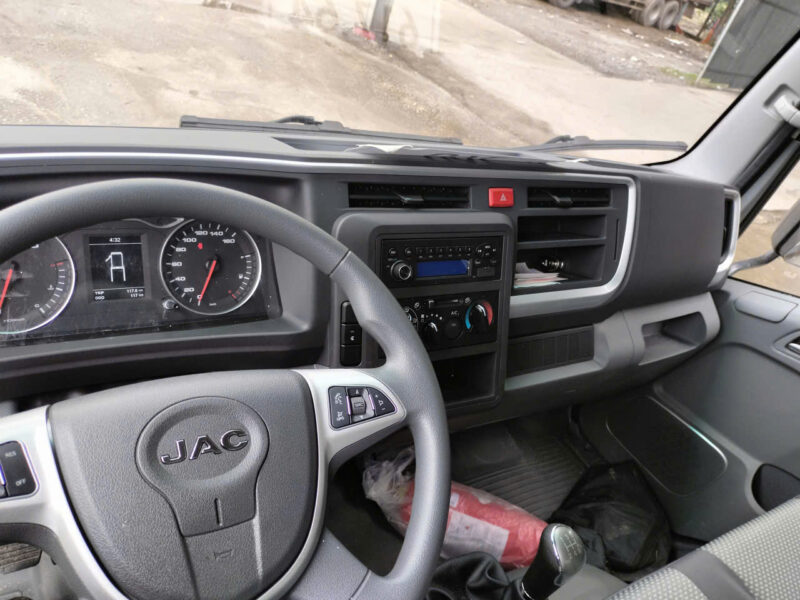 JAC N250S PRO E5, Thùng Bạt 4.46m, 2.5 Tấn