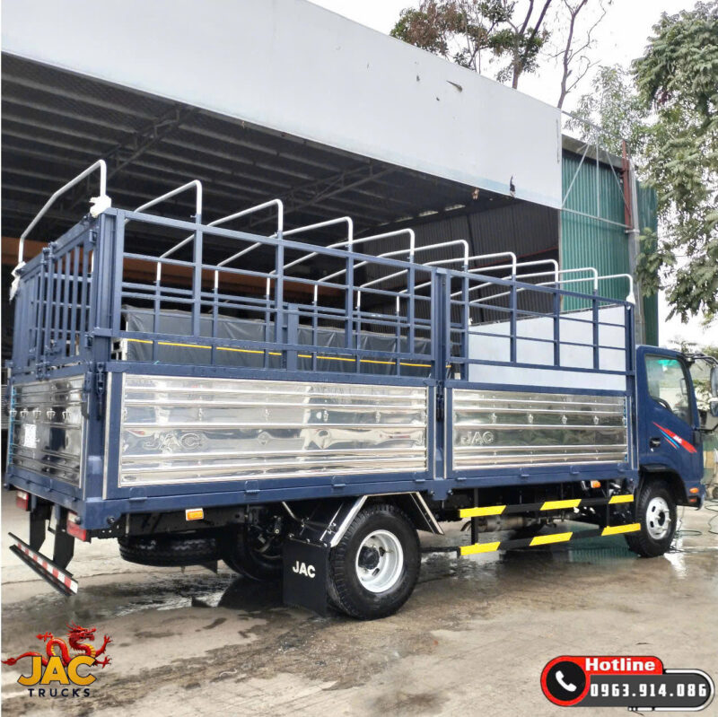 JAC N350 PLUS E5 Thùng Bạt 5.25m, 3.5 Tấn 155 Hp