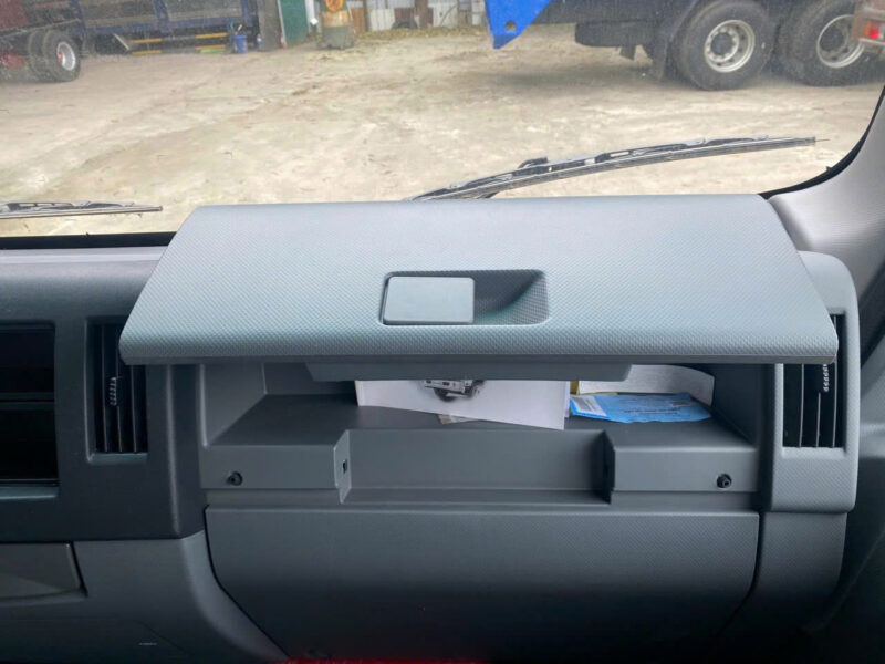 JAC N350 PLUS E5 Thùng Bạt 5.25m, 3.5 Tấn 155 Hp