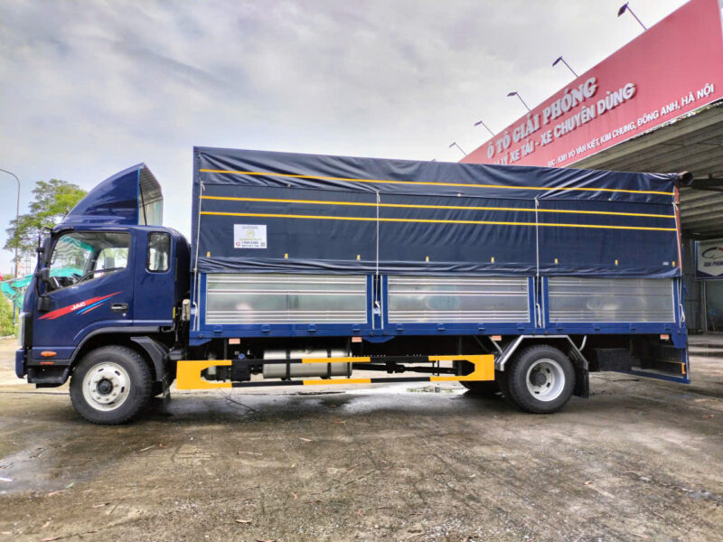 JAC N900 Plus E5 Thùng Bạt 7m, 9 Tấn, Động Cơ Cummins