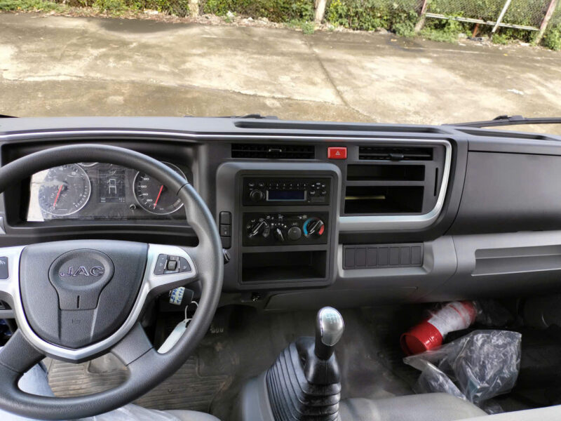 JAC N900 Plus E5 Thùng Bạt 7m, 9 Tấn, Động Cơ Cummins