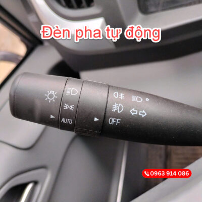 JAC N200S E5 Thùng Kín 1.9 Tấn Gắn Bửng Nâng Hạ