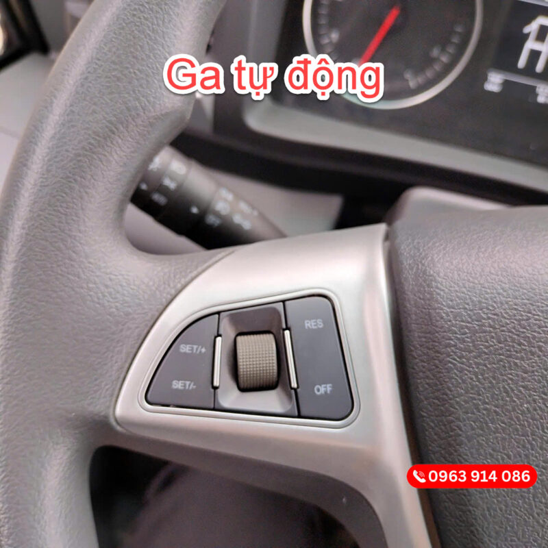 JAC N200S E5 Thùng Kín 1.9 Tấn Gắn Bửng Nâng Hạ