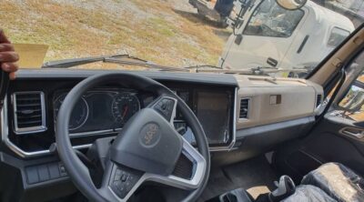 JAC Dawos Thùng Bạt 10m, 7.6 Tấn, 2 Giường Nằm